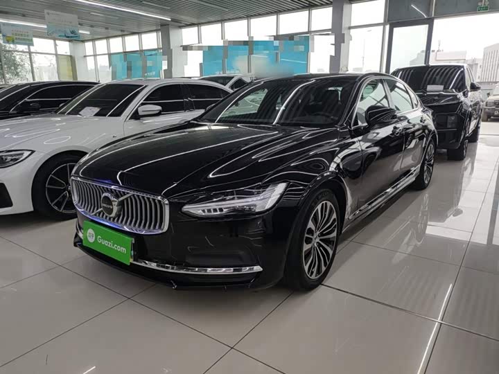 Фото 2 - Volvo S90