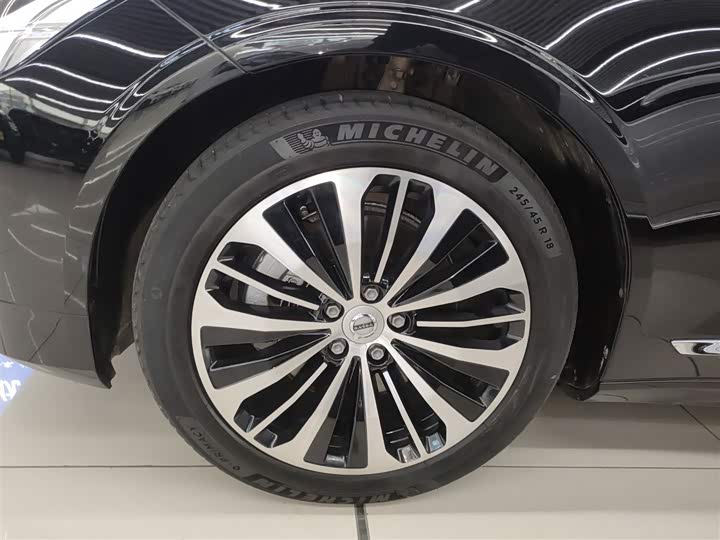 Фото 23 - Volvo S90