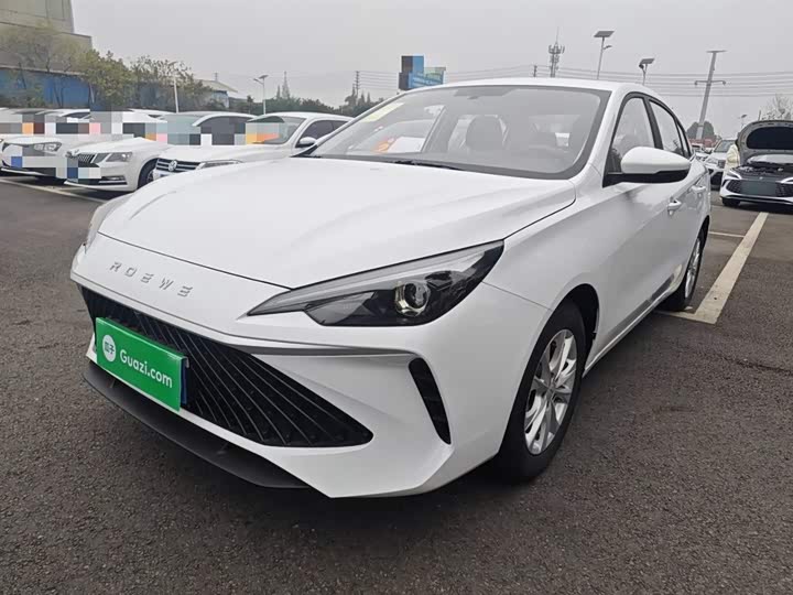 Фото 2 - Roewe i5