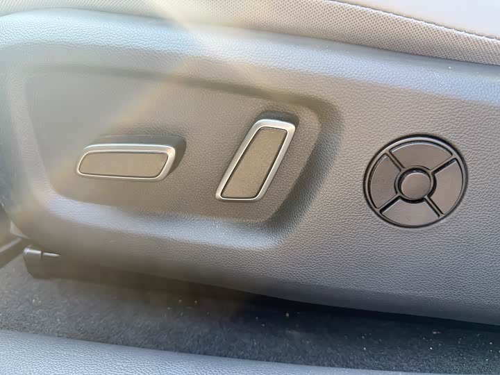 Фото 15 - Nissan N7