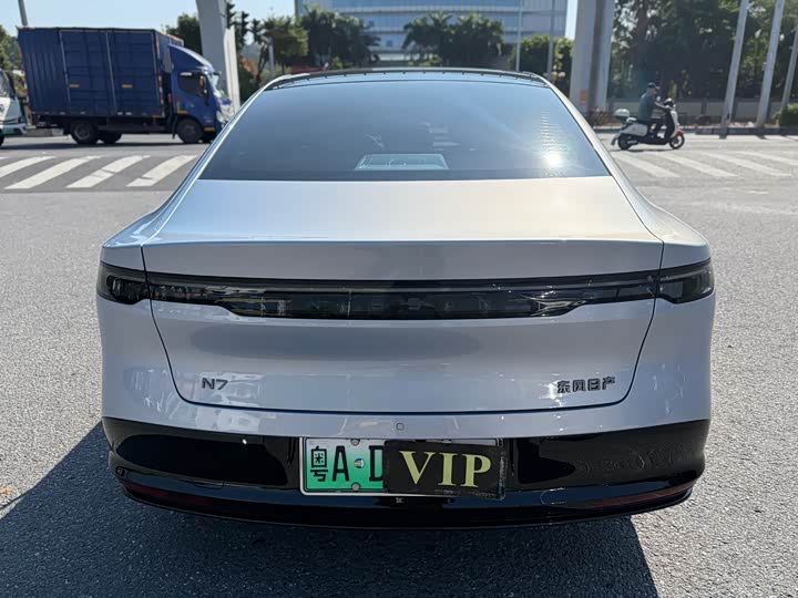Фото 6 - Nissan N7