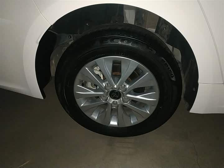 Фото 26 - Toyota Corolla