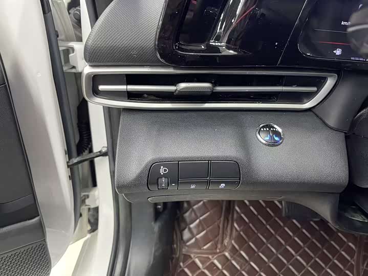 Фото 14 - Hyundai Elantra N line