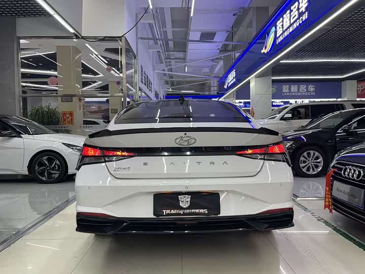 Фото 5 - Hyundai Elantra N line