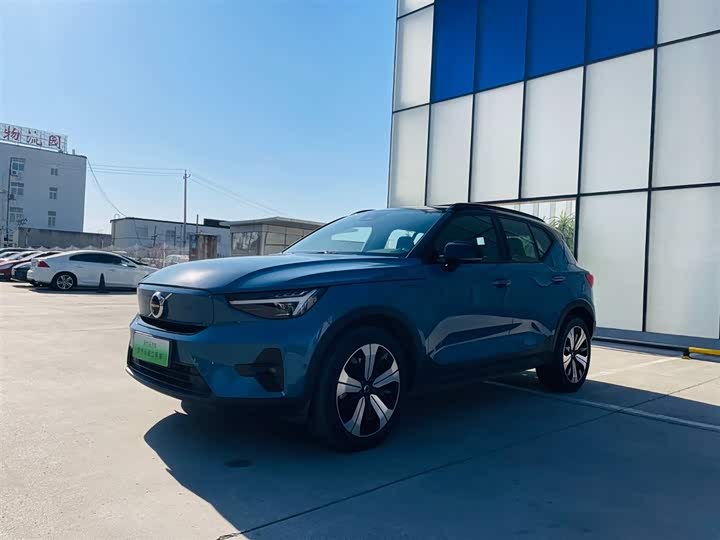 Фото 1 - Volvo XC40 EV