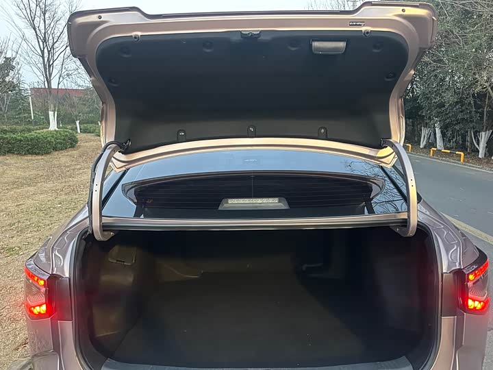 Фото 11 - Toyota bZ3