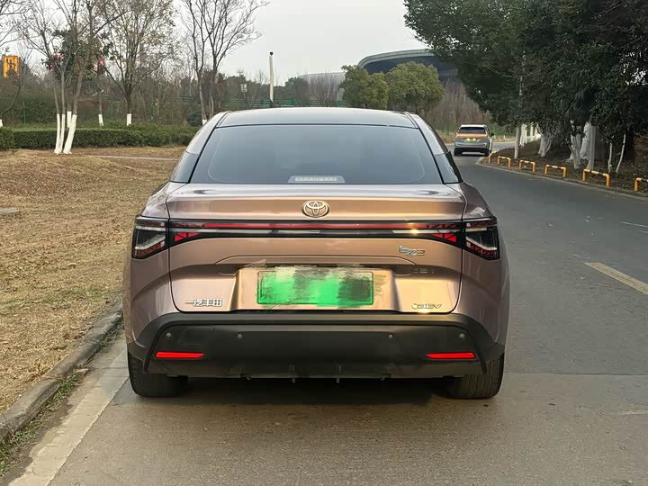 Фото 14 - Toyota bZ3