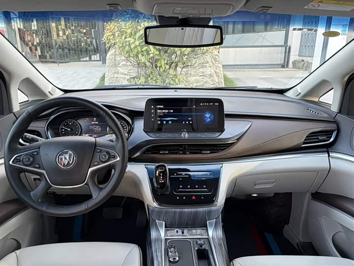 Фото 24 - Buick GL8 ES