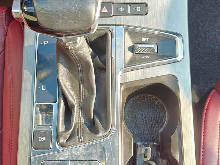 Фото 14 - Jetour X70 Plus