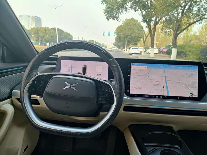 Фото 9 - XPeng P7