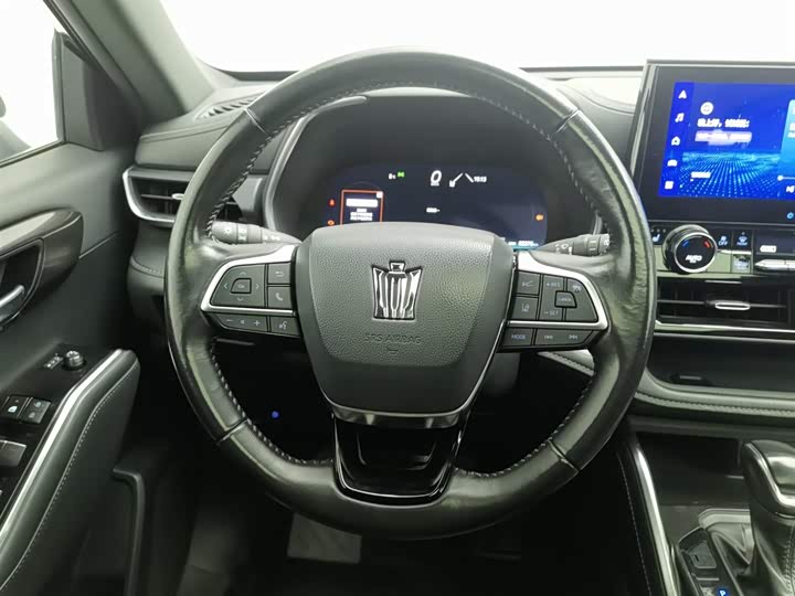 Фото 11 - Toyota Crown Kluger