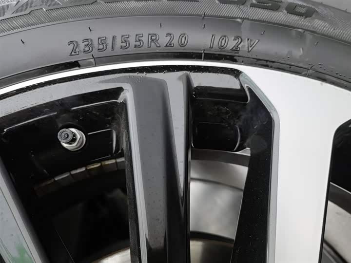 Фото 24 - Toyota Crown Kluger