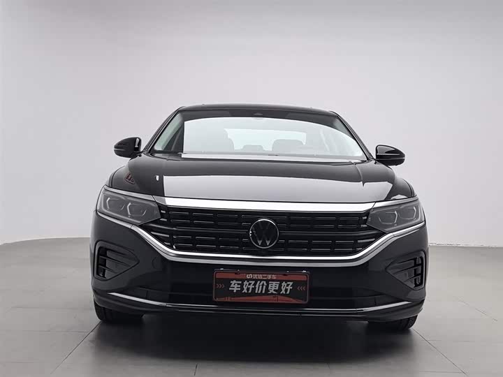 Фото 3 - Volkswagen Passat