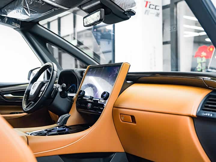 Фото 9 - Toyota Vellfire