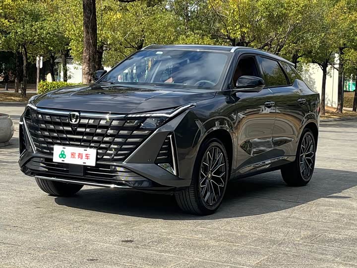 Фото 1 - Changan UNI-Z