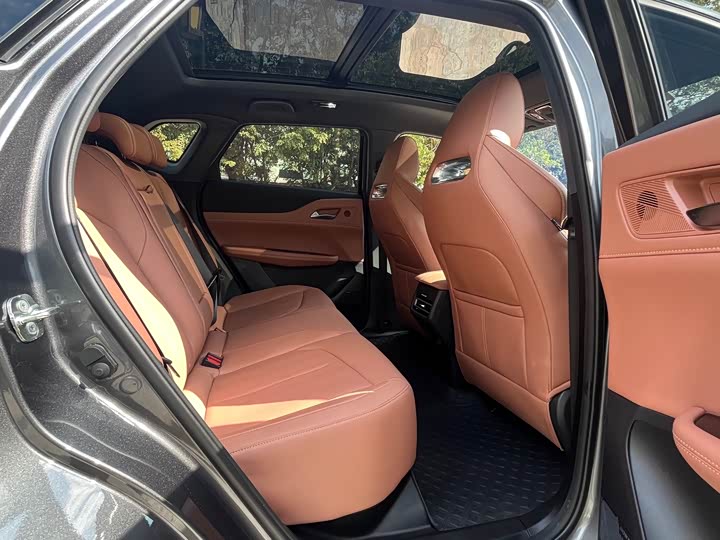 Фото 11 - Changan UNI-Z