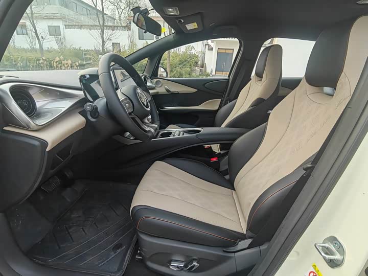 Фото 9 - BYD Dolphin