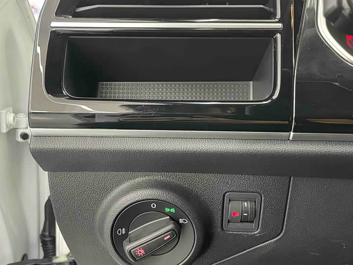 Фото 13 - Jetta VS5