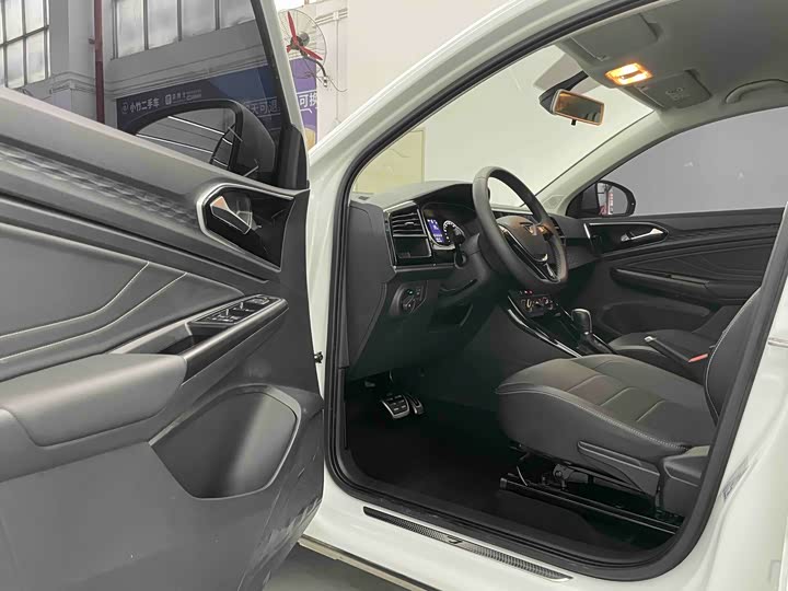 Фото 15 - Jetta VS5