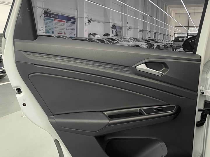 Фото 17 - Jetta VS5