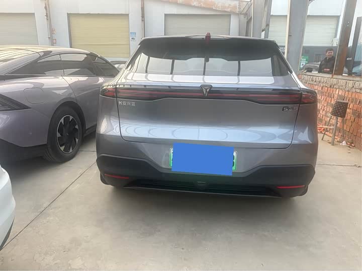 Фото 10 - Changan Deepal S05