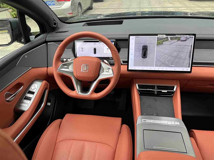 Фото 9 - BYD Tang L