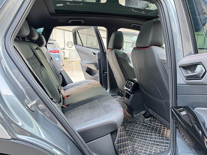 Фото 9 - Volkswagen ID.4 X