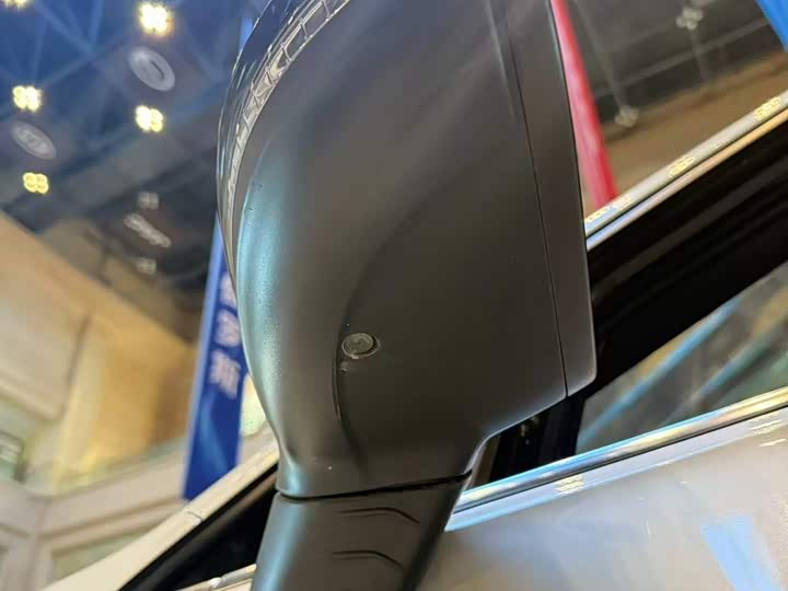 Фото 10 - Volkswagen Golf