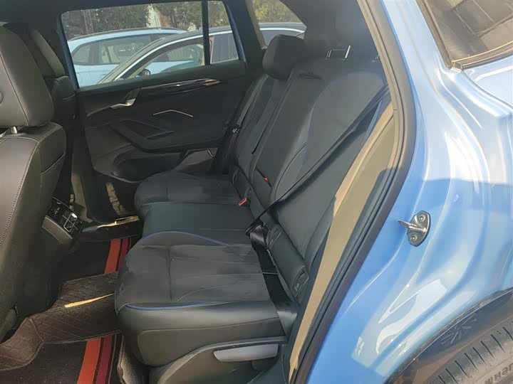 Фото 17 - Volkswagen Tiguan L Pro