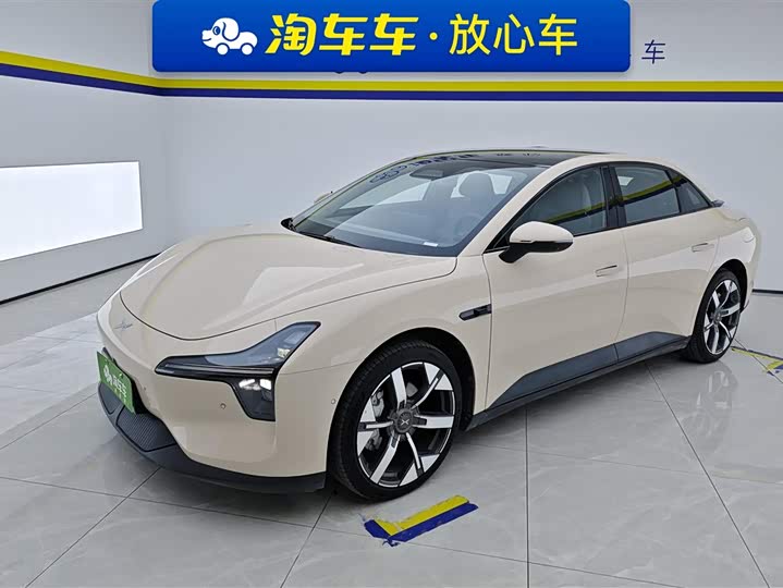 Фото 1 - XPeng Mona M03