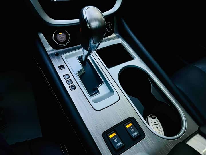 Фото 7 - Nissan Murano