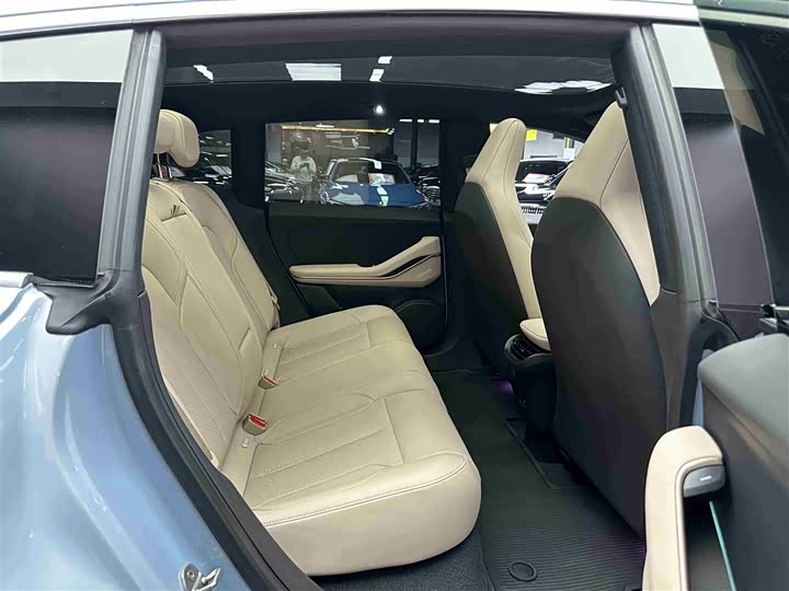 Фото 7 - Nio ET5T