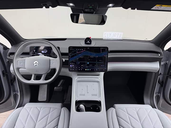 Фото 12 - Nio ES6