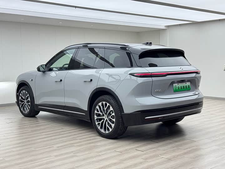 Фото 7 - Nio ES6