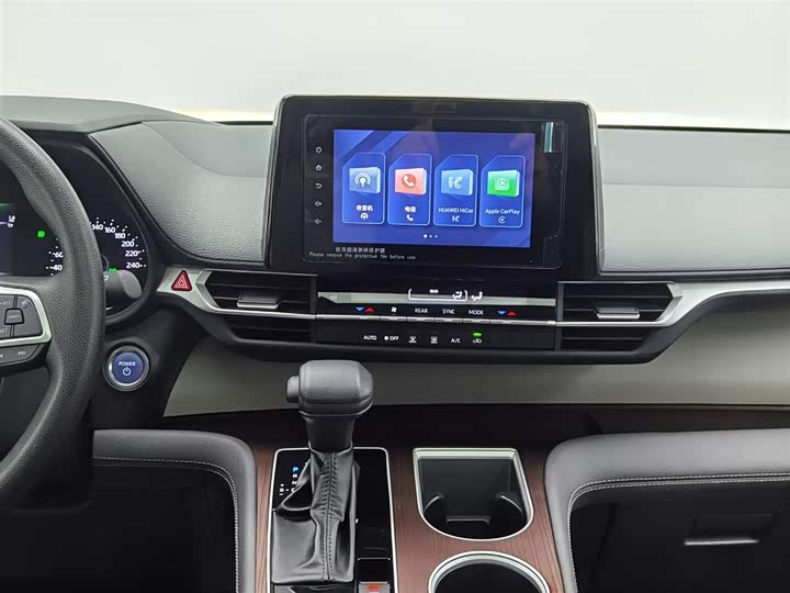 Фото 12 - Toyota Sienna