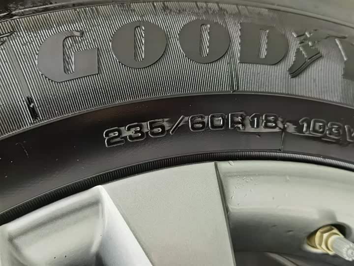 Фото 24 - Toyota Sienna