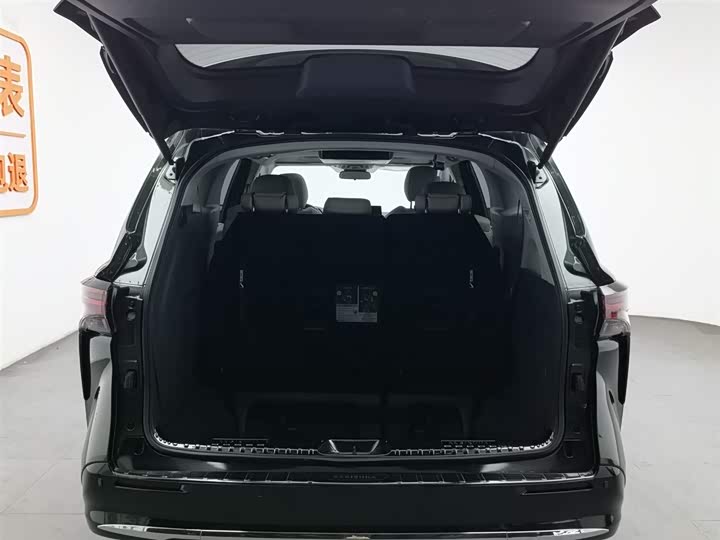 Фото 16 - Toyota Sienna