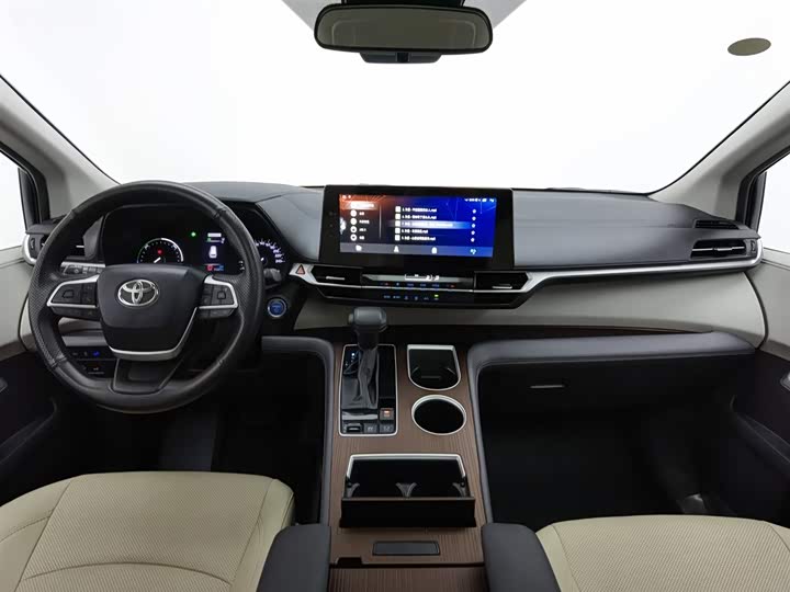 Фото 5 - Toyota Sienna