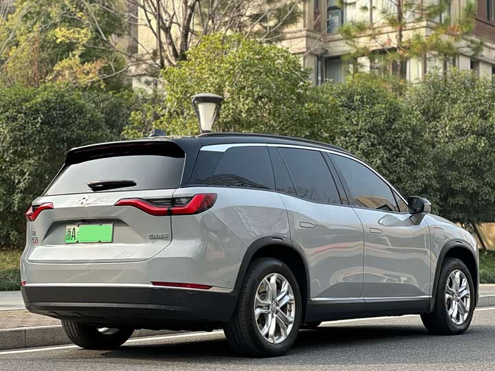 Фото 6 - Nio ES8