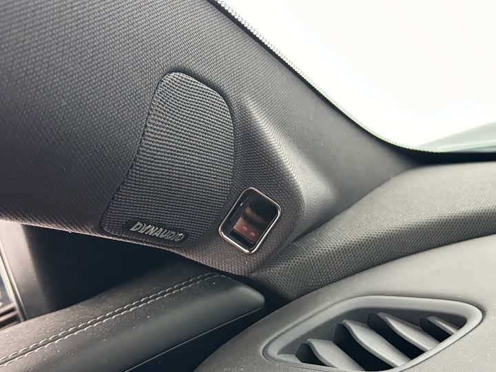 Фото 15 - BYD Seal