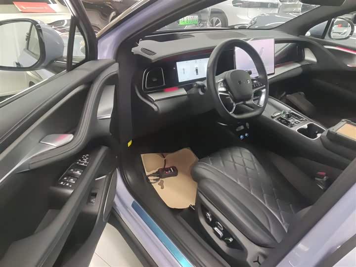 Фото 16 - BYD Sea Lion 07 EV