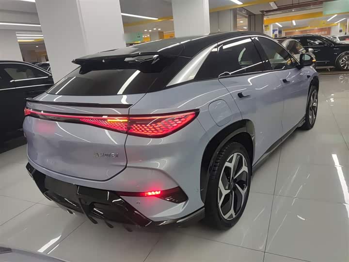 Фото 7 - BYD Sea Lion 07 EV