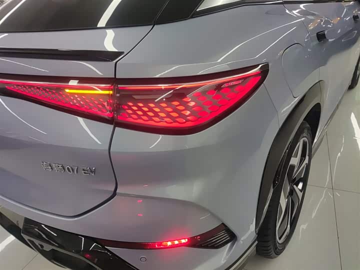 Фото 8 - BYD Sea Lion 07 EV