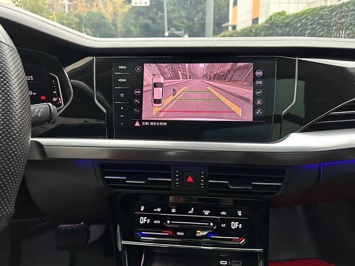 Фото 22 - Volkswagen Passat