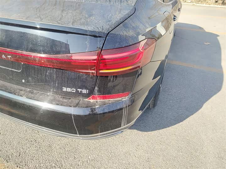 Фото 8 - Volkswagen Passat