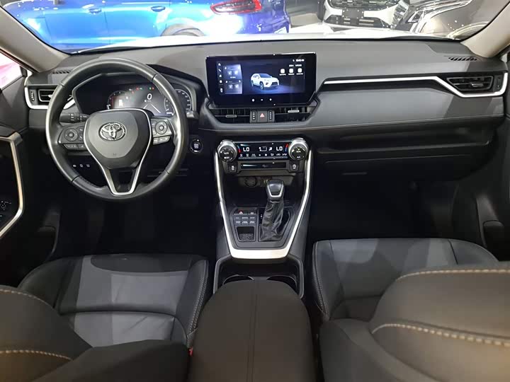 Фото 10 - Toyota Wildlander