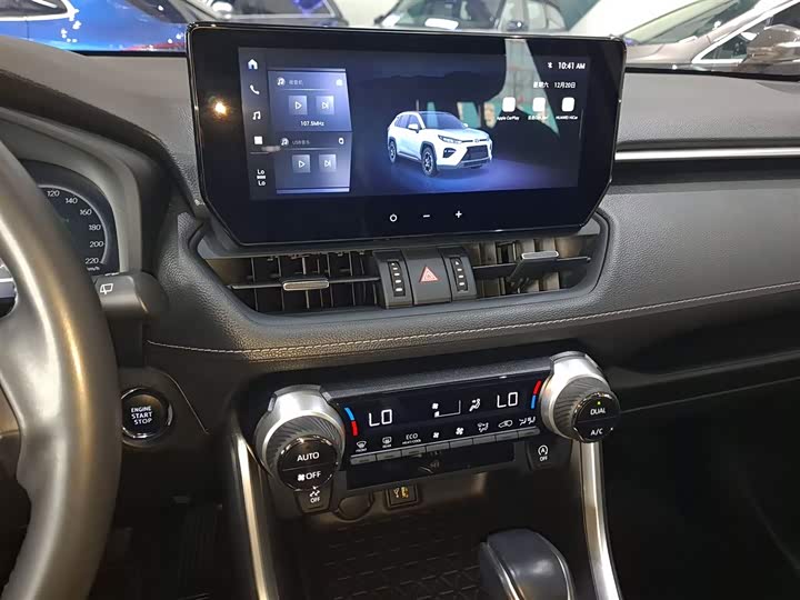 Фото 13 - Toyota Wildlander