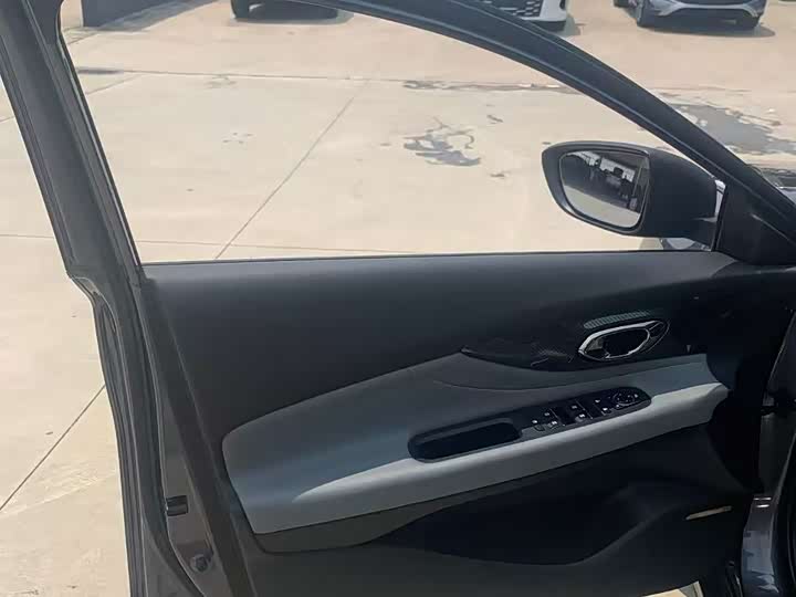 Фото 5 - GAC Trumpchi Empow R