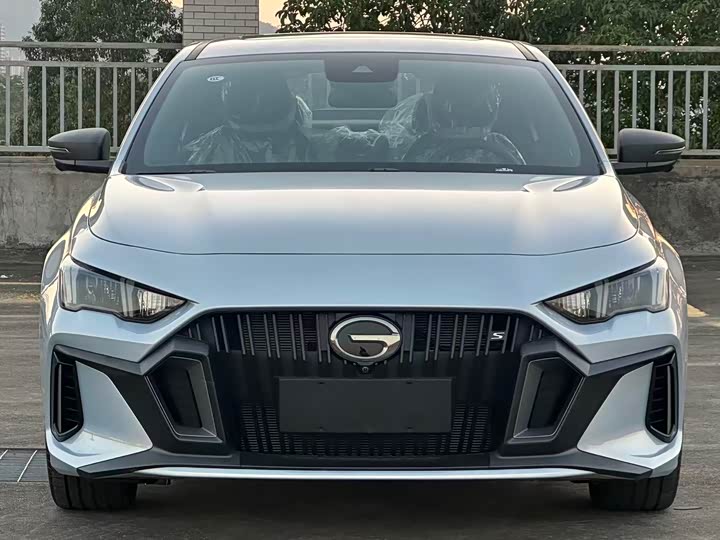 Фото 2 - GAC Trumpchi Empow R