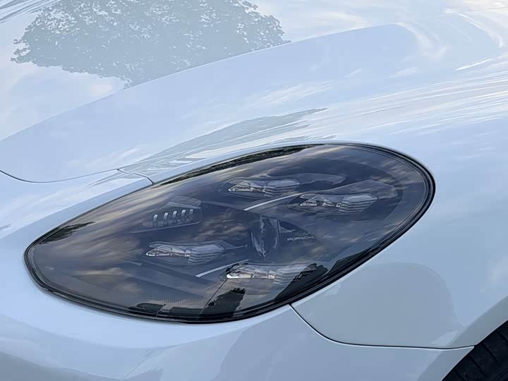 Фото 7 - Porsche Panamera